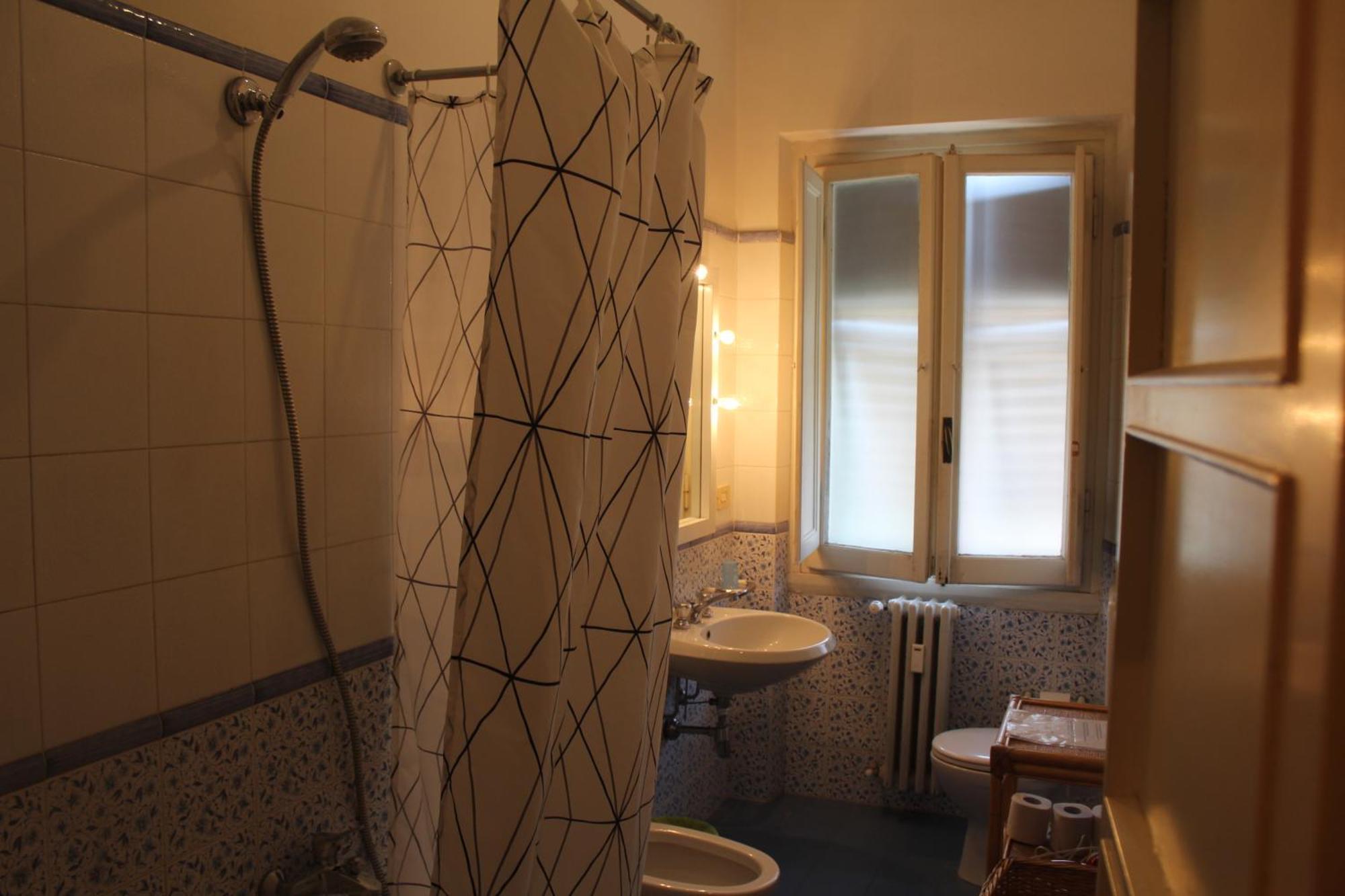 Hotel Dali Florence Luaran gambar